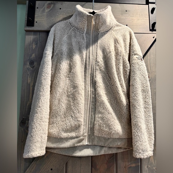 The North Face Jackets & Blazers - The North Face Women's Teddy Jacket in Soft Gray